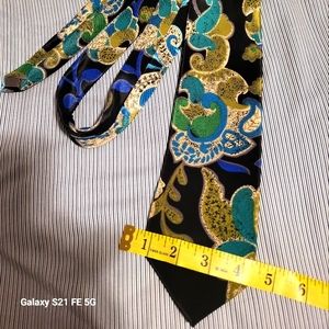 Italian All Silk Handmade Floral.Print Black. Pre-Owned.